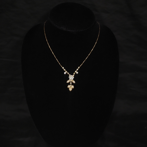 Gold necklace - Picture 1 of 4